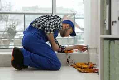We are offering Expert and Professional Renovation - 九游娱乐